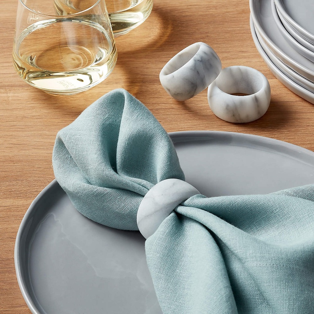 Crate & Barrel Marble Naplin Rings (5)